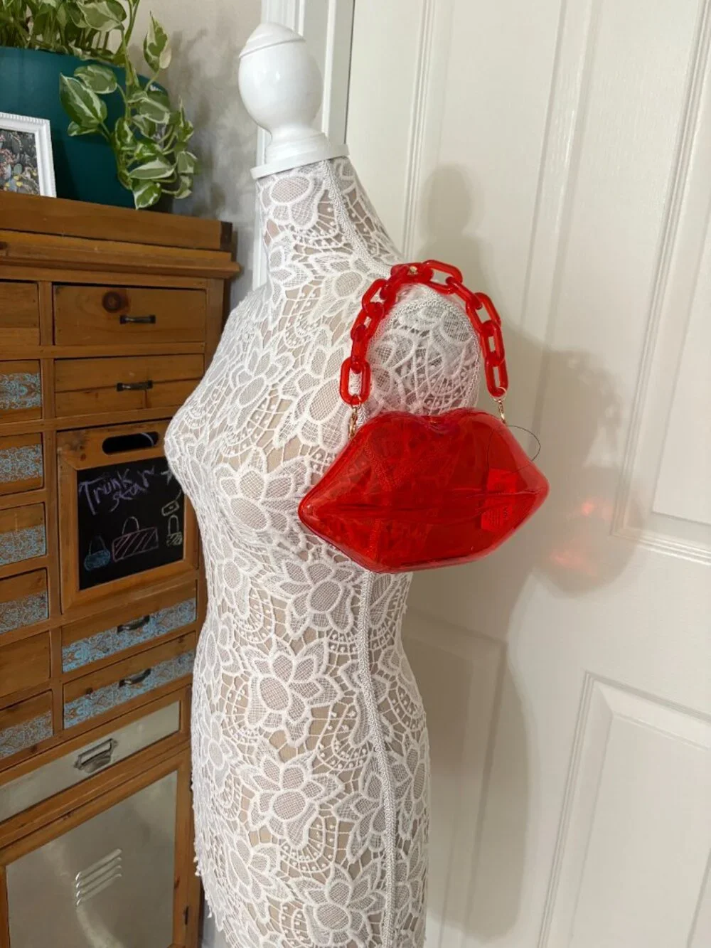 Lips Shaped Bag - Kisses - Lipstick Purse- Hardshell Crossbody / Clear Red - NWT